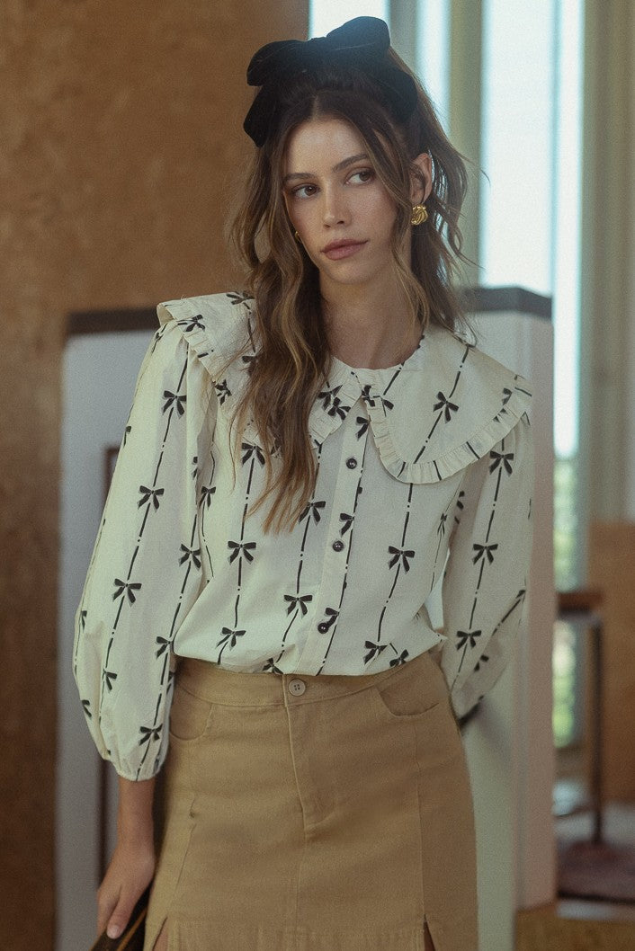 bow print collar top