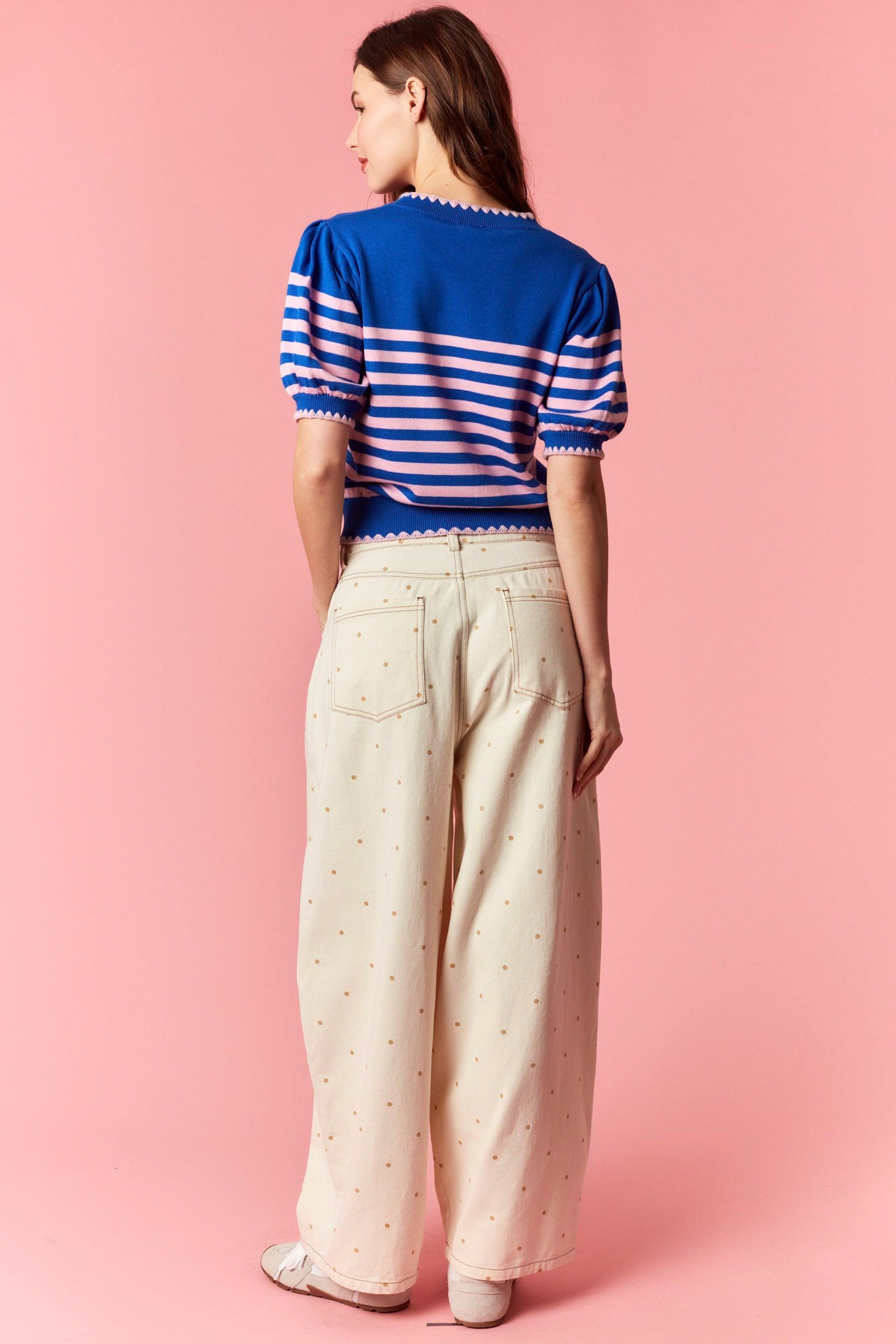 stitches contrast top