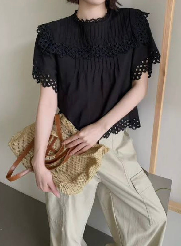 boho black top