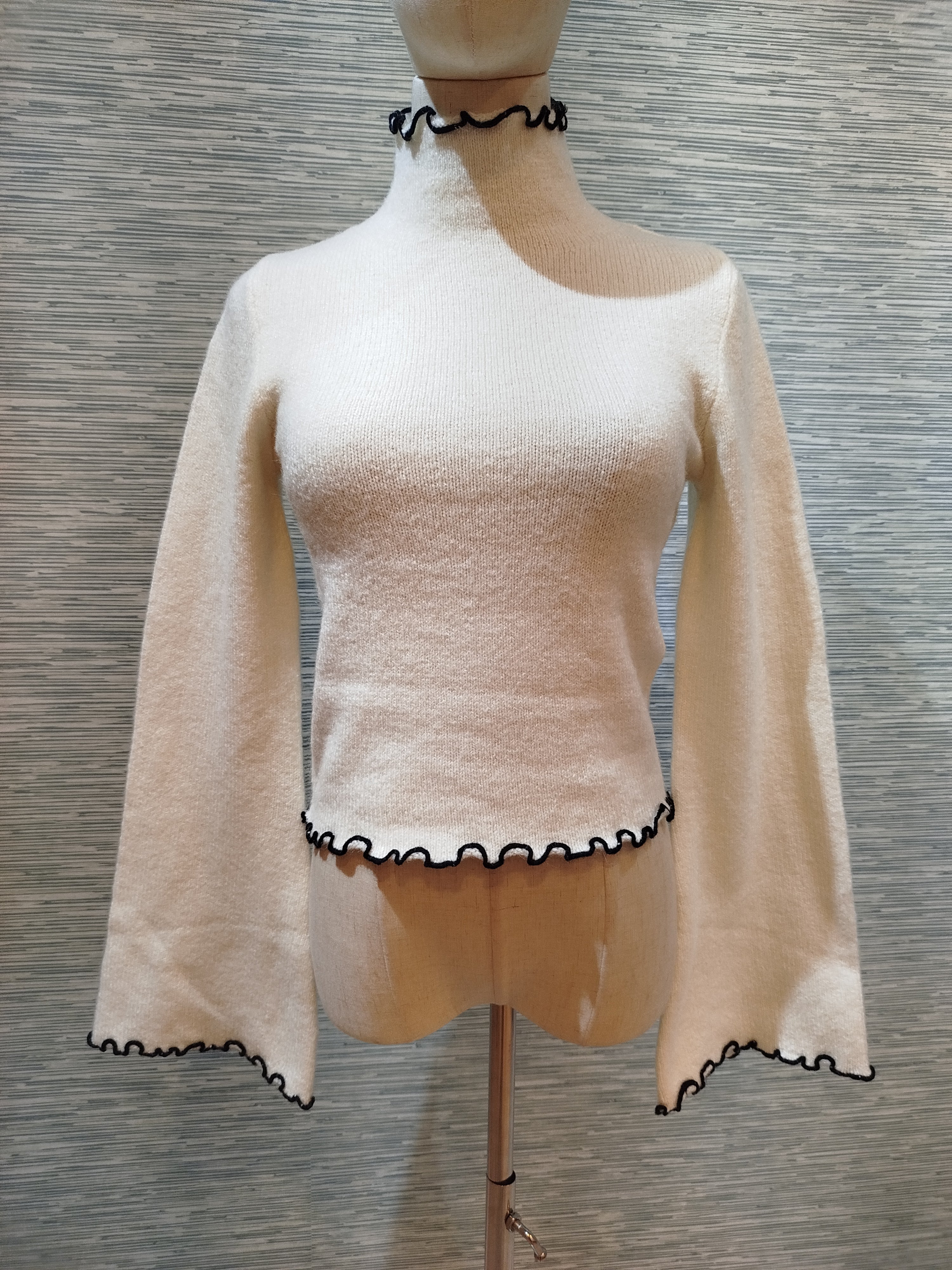 contrast stitches sweater