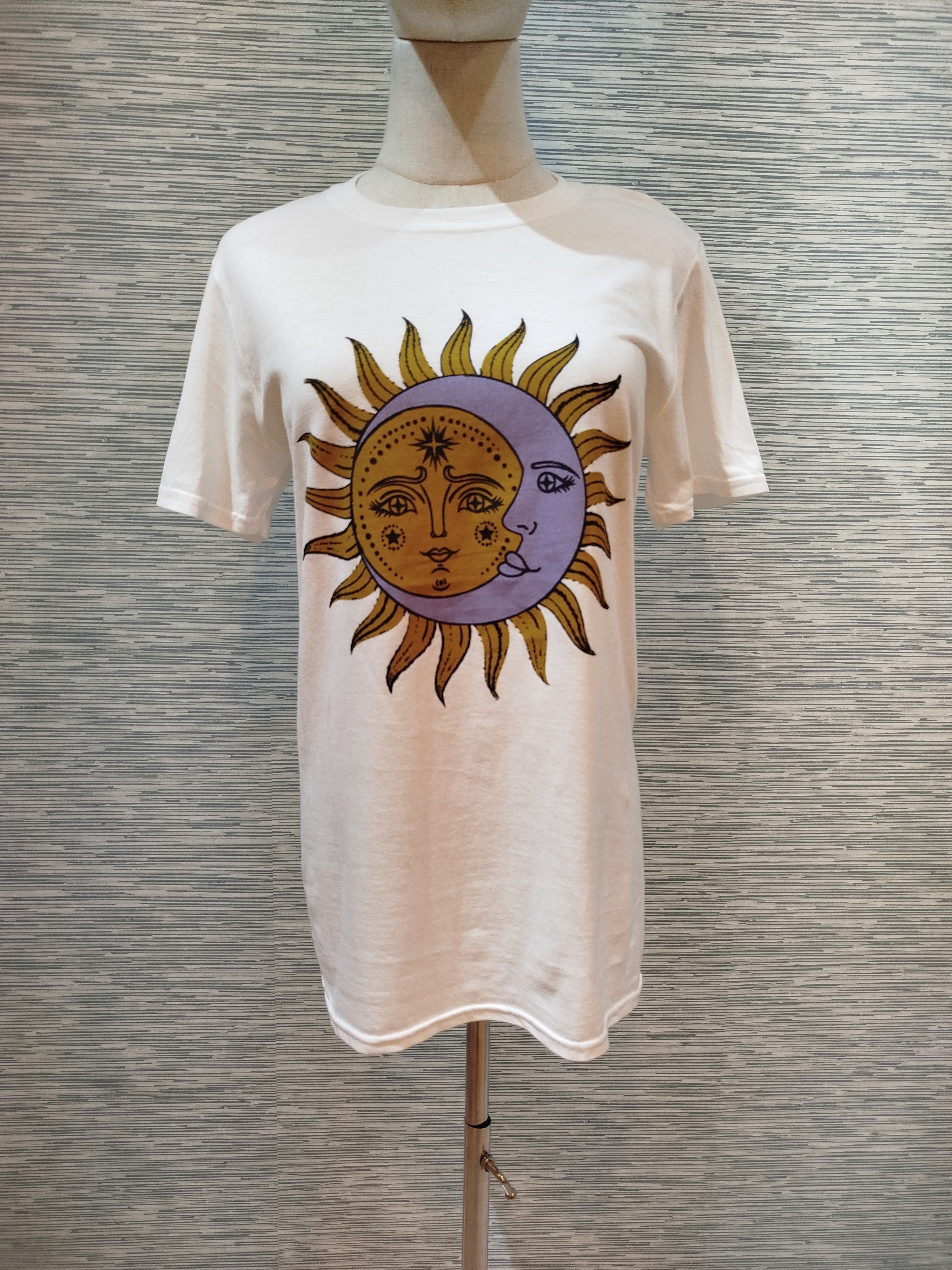 sun and moon tee